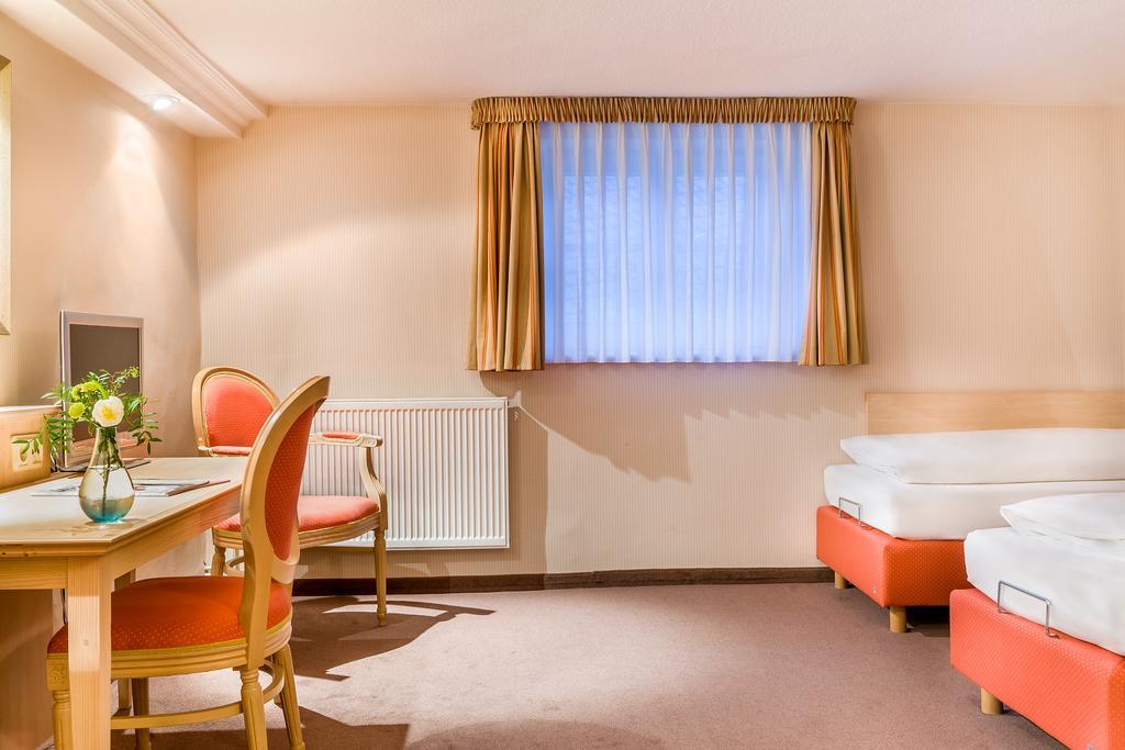 Hotel Kaiserworth 戈斯拉尔 外观 照片