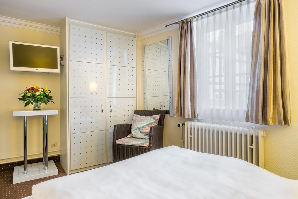 Hotel Kaiserworth 戈斯拉尔 外观 照片
