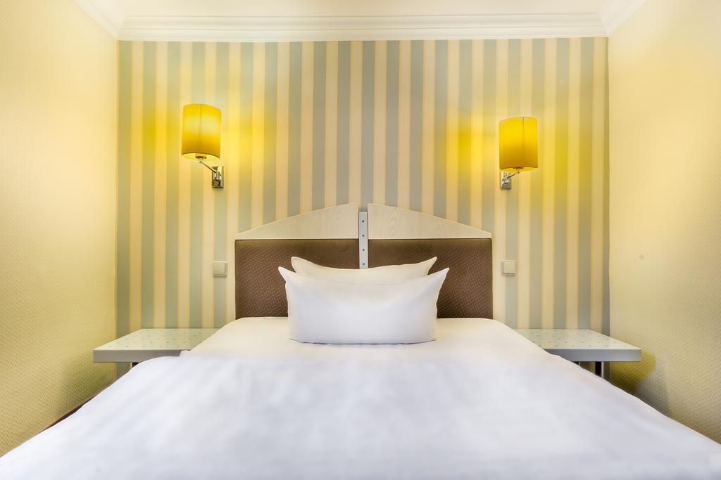 Hotel Kaiserworth 戈斯拉尔 外观 照片