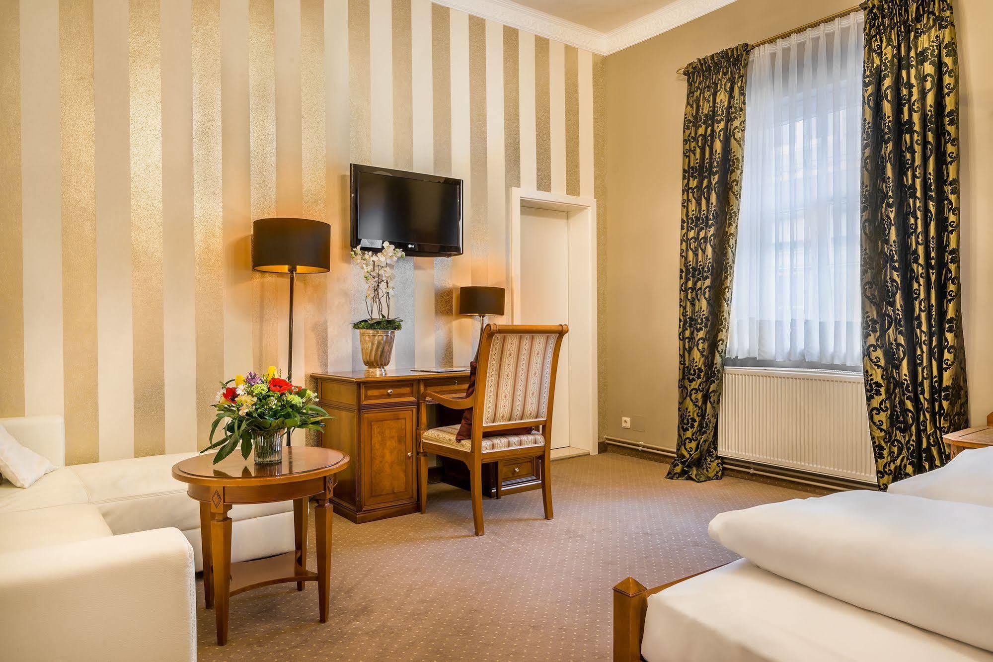 Hotel Kaiserworth 戈斯拉尔 外观 照片