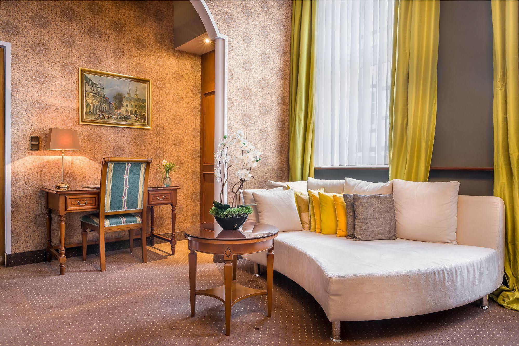 Hotel Kaiserworth 戈斯拉尔 外观 照片